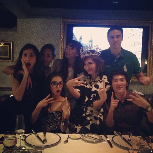 ปาร์ตี้วันเกิด พลอย เฌอมาลย์ ปาร์ตี้วันเกิด พลอย เฌอมาลย์