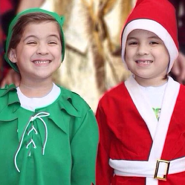 ประมวลภาพ ดารา นักแสดง ในลุคซานต้า ซานตี้ หล่อ สวย รับคริสต์มาส ประมวลภาพ ดารา นักแสดง ในลุคซานต้า ซานตี้ หล่อ สวย รับคริสต์มาส