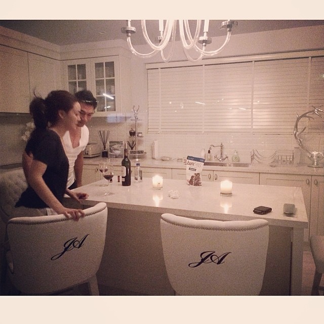 เจนี่ เอ๋ โชว์หวาน ดูภาพสมัยเด็กของเจนี่ พร้อมครอบครัวอบอุ่น เจนี่ เอ๋ โชว์หวาน ดูภาพสมัยเด็กของเจนี่ พร้อมครอบครัวอบอุ่น