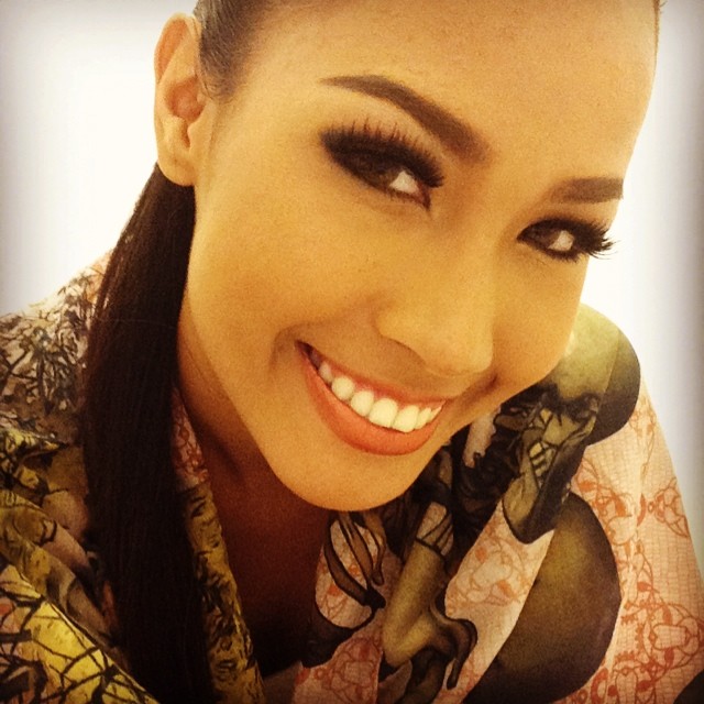 เมญ่า นนธวรรณ ทองเหล็ง เมญ่า นนธวรรณ ทองเหล็ง