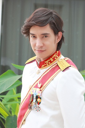 ท่านชายในสายหมอก