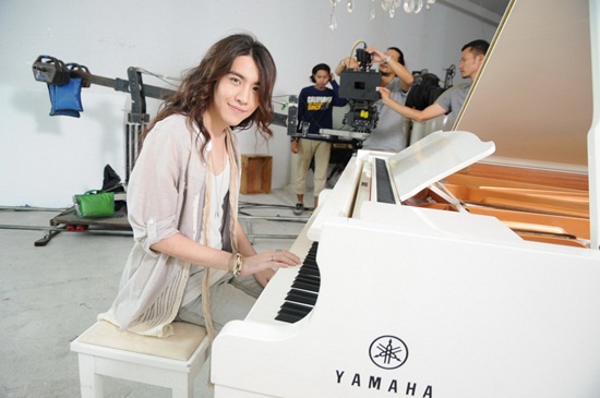 ซิน Singular MV เพลง เรื่องจริง เพลงประกอบภาพยนตร์ คืนวันเสาร์ถึงเช้าวันจันทร์