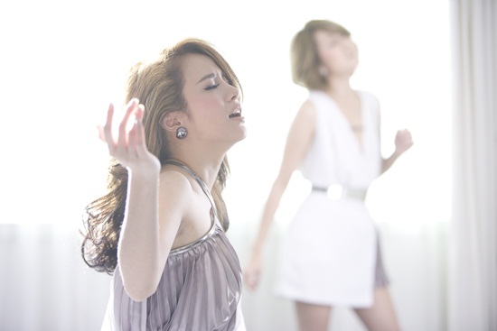 นิว-จิ๋ว MV เพลง ถ้าไม่ฟังจะถามทำไม