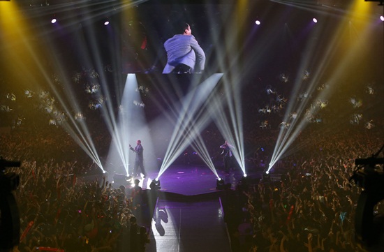 เลิฟอิส อันปลั๊ก เล็ก! จน! เวอร์! 4D เลิฟอิส อันปลั๊ก เล็ก! จน! เวอร์! 4D