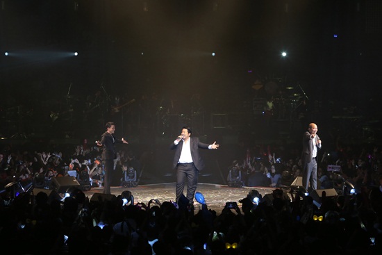 เลิฟอิส อันปลั๊ก เล็ก! จน! เวอร์! 4D เลิฟอิส อันปลั๊ก เล็ก! จน! เวอร์! 4D