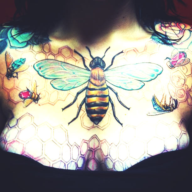 สักหน้าอกสวยๆ