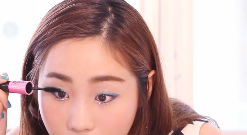 แต่งหน้าหน้าร้อน