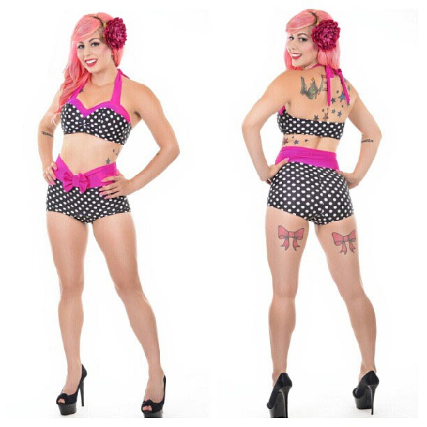 ชุดว่ายน้ำเอวสูง