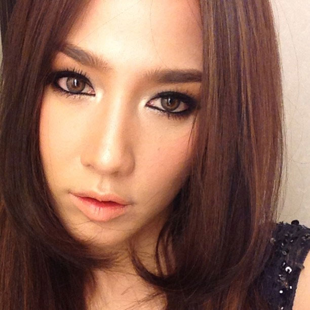 ดาราปากสวย