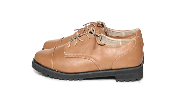 รองเท้าหนังผู้หญิง