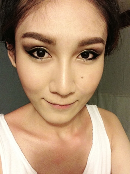 สอนแต่งหน้า