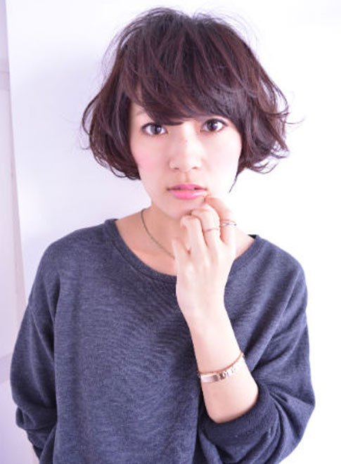 ทรงผมสั้น เซอร์ๆ ผู้หญิง