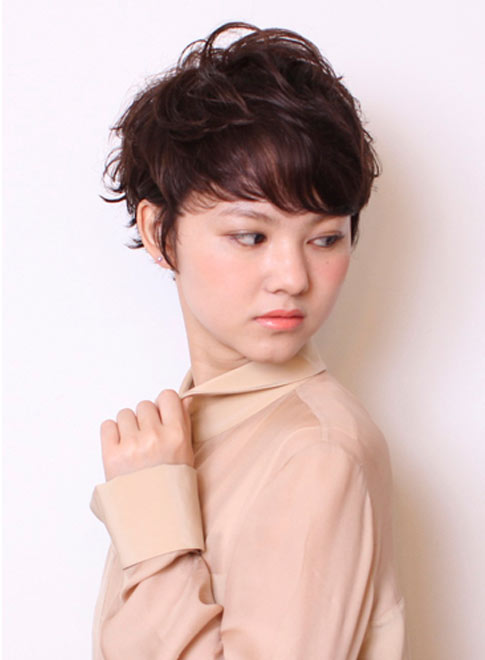 ทรงผมสั้น เซอร์ๆ ผู้หญิง