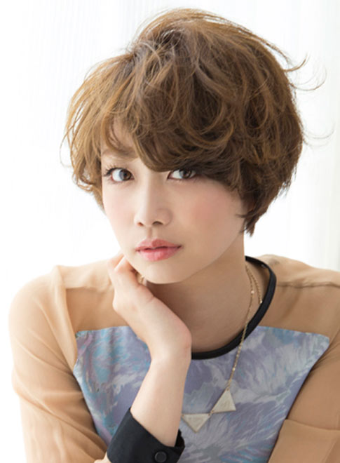 ทรงผมสั้น เซอร์ๆ ผู้หญิง