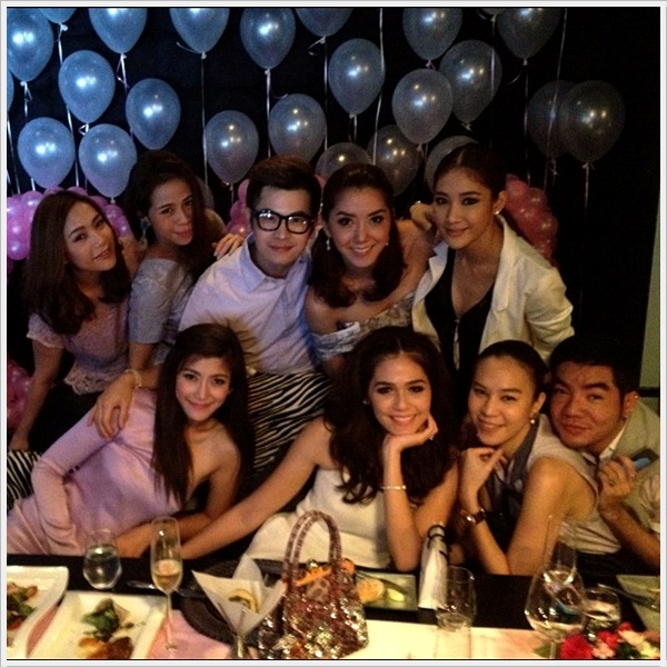 ปาร์ตี้วันเกิดแบบอบอุ่น ของชมพู่ อารยา