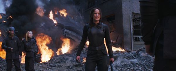 ตัวอย่างสุดท้าย Mockingjay Part 1 ก่อนฉายจริง 20 พ.ย. นี้ ! ตัวอย่างสุดท้าย Mockingjay Part 1 ก่อนฉายจริง 20 พ.ย. นี้ !