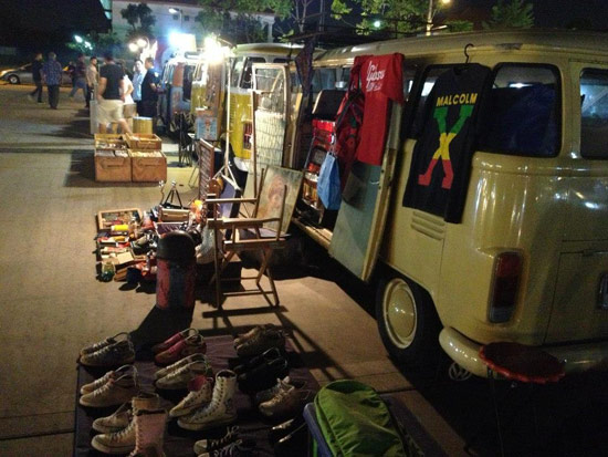 ตลาดนัดรถไฟ ศรีนครินทร์ ตลาดนัดรถไฟ ศรีนครินทร์