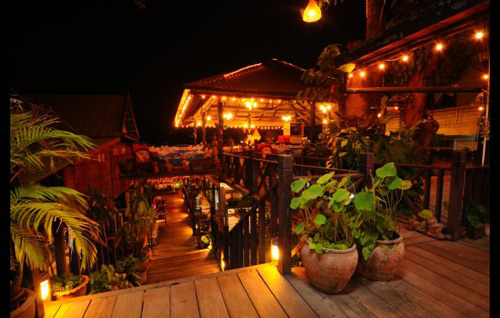ร้านอาหารริมน้ำ อยุธยา ร้านอาหารริมน้ำ อยุธยา