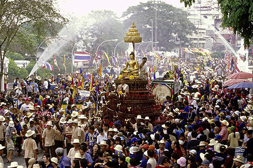 เที่ยวสงกรานต์ 2557 จากทั่วไทย เที่ยวสงกรานต์ 2557 จากทั่วไทย