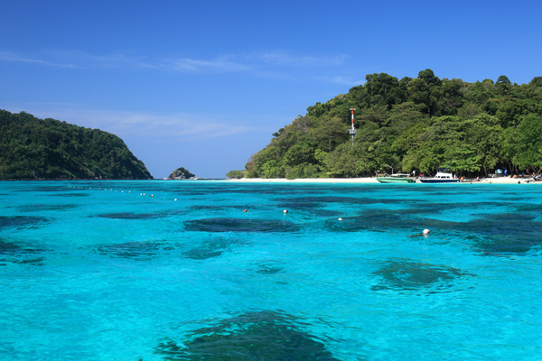 10 เกาะในภาคใต้ ที่น่าไปสัมผัส 10 เกาะในภาคใต้ ที่น่าไปสัมผัส