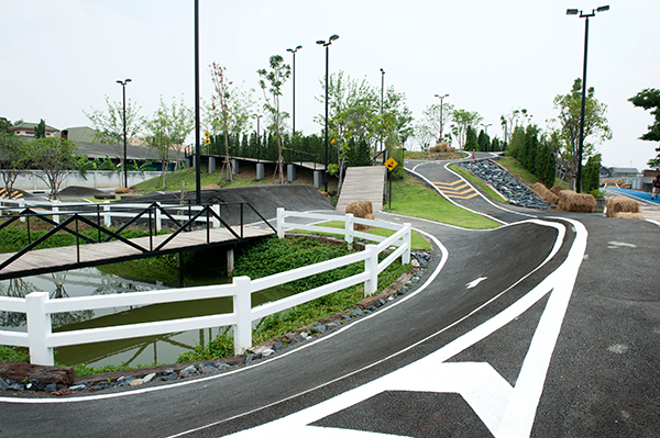 Peppermint Bike Park สนามจำลองจักรยานเสือภูเขา Peppermint Bike Park สนามจำลองจักรยานเสือภูเขา