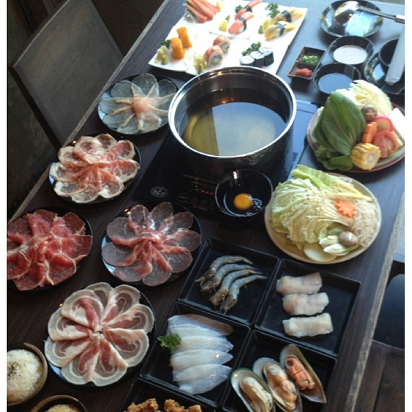 Shabu-sukiyaki ร้าน Donabe Sukiyaki Shabushabu