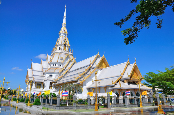 งานนมัสการหลวงพ่อโสธร ปี 2557 งานนมัสการหลวงพ่อโสธร ปี 2557