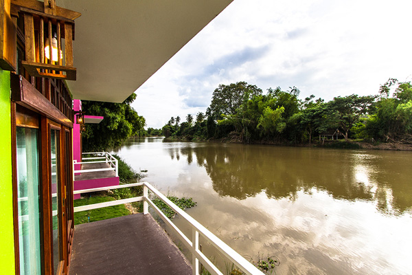 ที่พักริมน้ำ ที่พักริมน้ำ