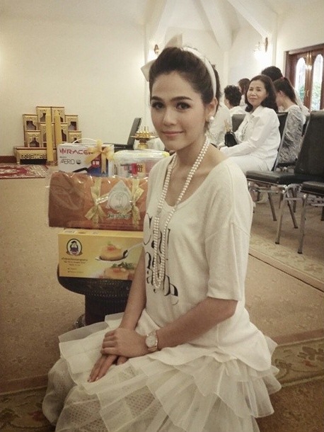 ชมพู่ อารยา ชมพู่ อารยา