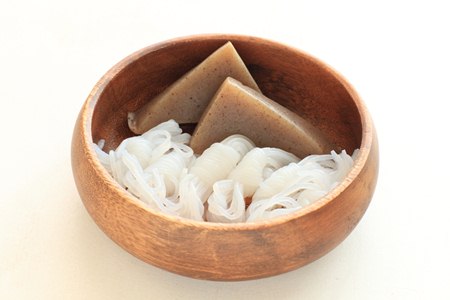 เส้นบุก เส้นบุก