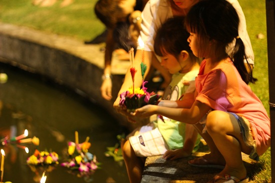 วันลอยกระทง วันลอยกระทง