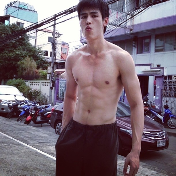 ป๊อบ พิชฌพัฒน์ ป๊อบ พิชฌพัฒน์