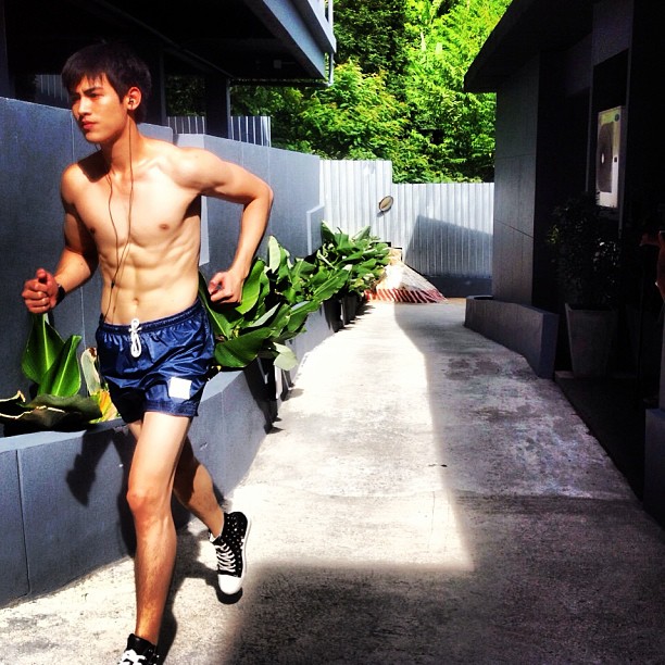 ป๊อบ พิชฌพัฒน์ ป๊อบ พิชฌพัฒน์