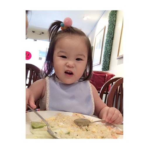 น้องณิริน ขอจุ๊บแก้มเหล่าเพื่อน ๆ แก๊งแม่หนิง