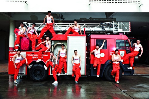 เปิดตัว 12 หนุ่มสุดหล่อ ผู้เข้าประกวด Men\'s Health