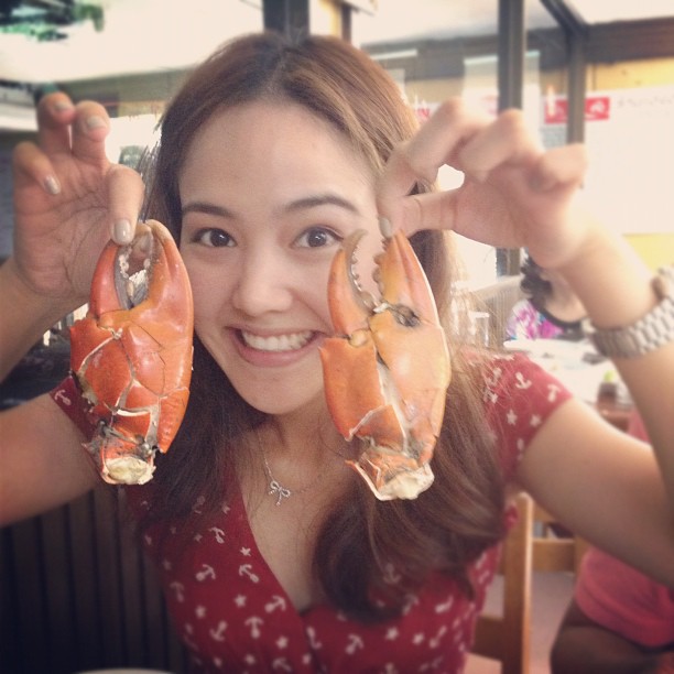 จอย ชลธิชา นวมสุคนธ์ กับบท หนูรัชนก นางร้ายสุดแบ๊ว ในแรงเงา