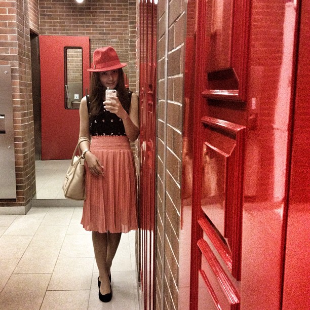 จอย ชลธิชา นวมสุคนธ์ กับบท หนูรัชนก นางร้ายสุดแบ๊ว ในแรงเงา