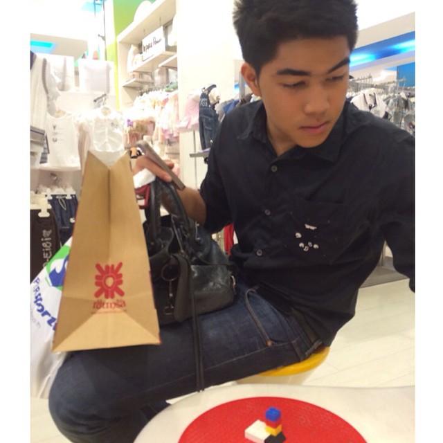 กั๊ท กฤณ กั๊ท กฤณ