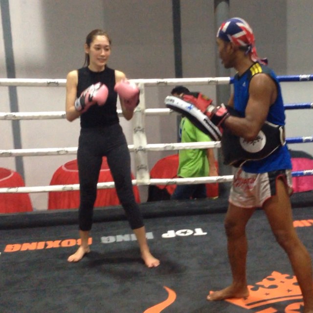 บัวขาว น้ำเพชร บัวขาว น้ำเพชร