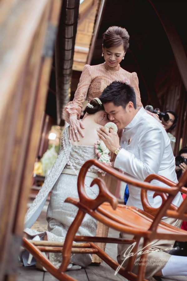 งานแต่ง ออน ละอองฟอง