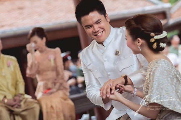 งานแต่ง ออน ละอองฟอง งานแต่ง ออน ละอองฟอง