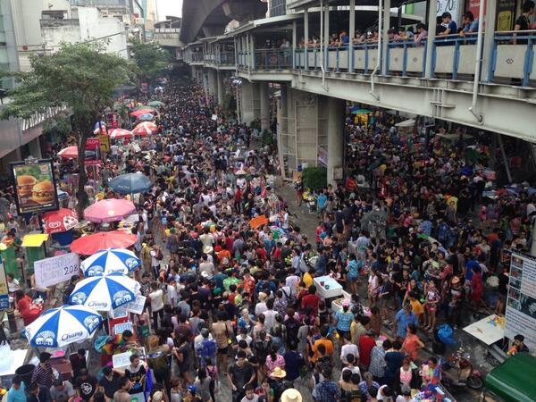 สงกรานต์สีลม สงกรานต์สีลม