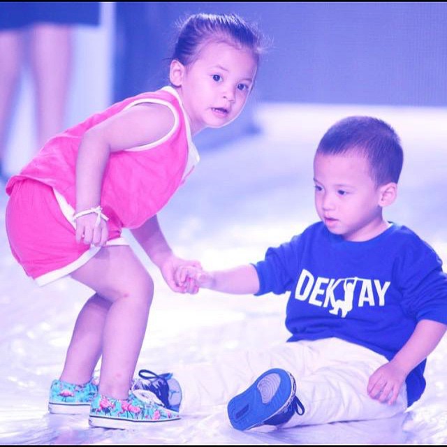 บีน่า บรู๊คลิน เดินแบบ บีน่า บรู๊คลิน เดินแบบ
