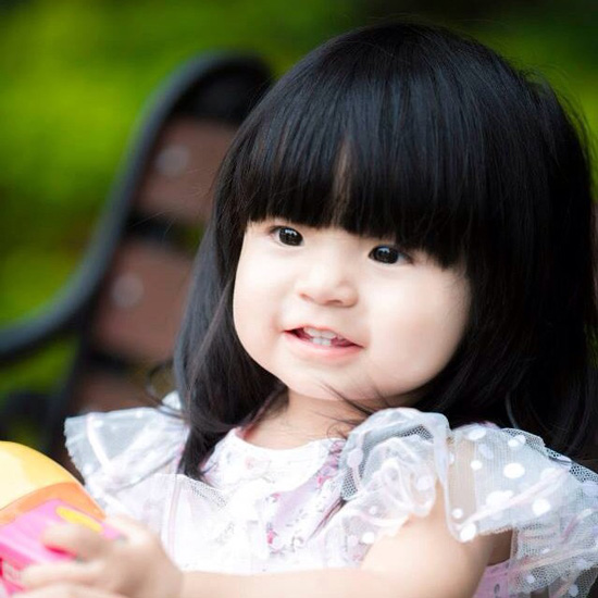 น้องฮานะ วิชญพร ผู้รับบท น้องอ้อย ใน ละคร ทองเนื้อเก้า น้องฮานะ วิชญพร ผู้รับบท น้องอ้อย ใน ละคร ทองเนื้อเก้า
