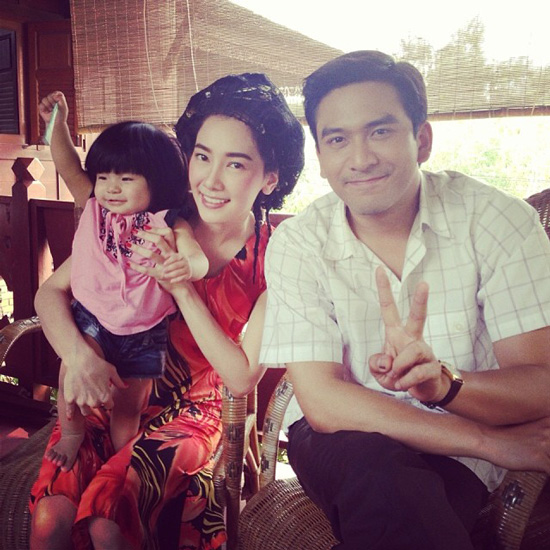 น้องฮานะ วิชญพร ผู้รับบท น้องอ้อย ใน ละคร ทองเนื้อเก้า น้องฮานะ วิชญพร ผู้รับบท น้องอ้อย ใน ละคร ทองเนื้อเก้า