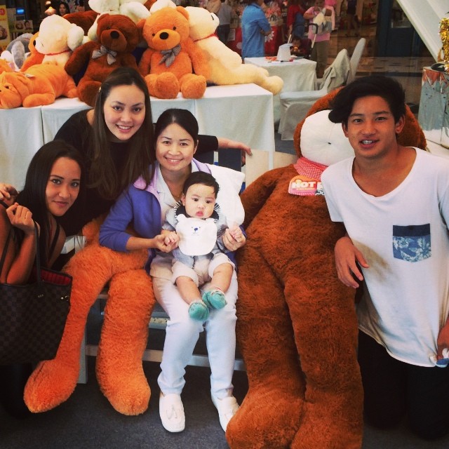 น้องข้าวหอม - ตั๊ก บงกช - เจ้าสัวบุญชัย น้องข้าวหอม - ตั๊ก บงกช - เจ้าสัวบุญชัย