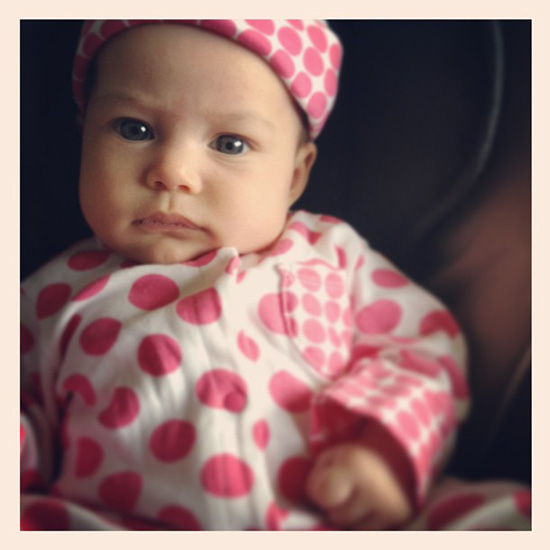 น้องเมตตา ลูกสาว อุ้ม สิริยากร น้องเมตตา ลูกสาว อุ้ม สิริยากร