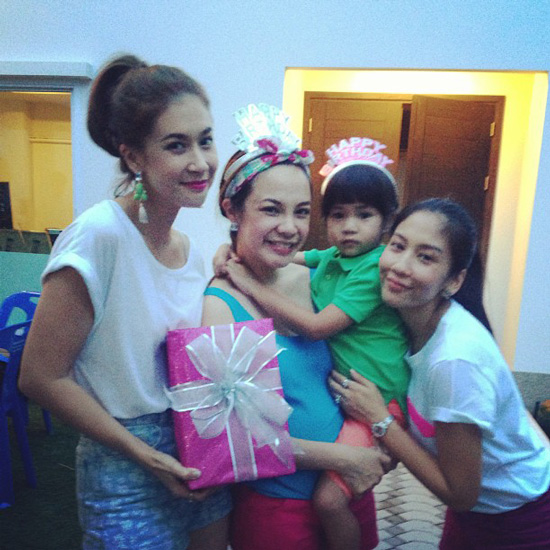 วันเกิด น้องตั้งตา ลูกสาว กีต้าร์ ศิริพิชญ์ วันเกิด น้องตั้งตา ลูกสาว กีต้าร์ ศิริพิชญ์