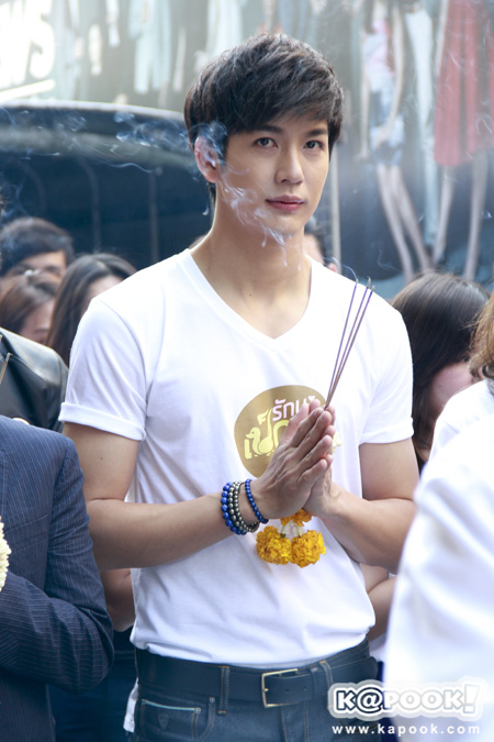 บวงสรวง ซีรีส์ รักนะเป็ดโง่ บวงสรวง ซีรีส์ รักนะเป็ดโง่