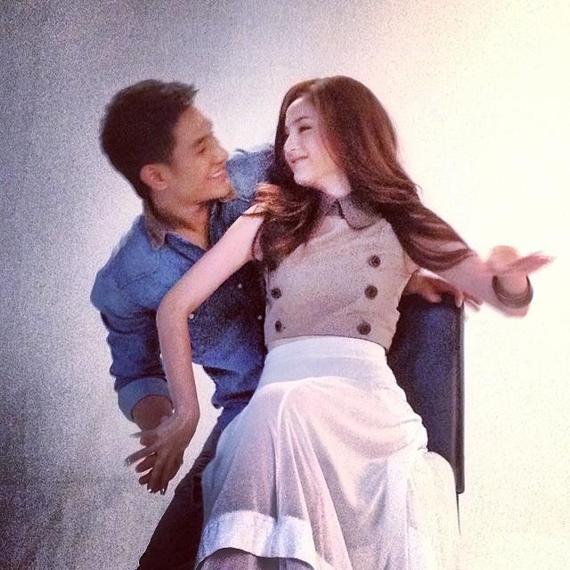 อ๋อม อรรคพันธ์ - ขวัญ อุษามณี ละคร หัวใจเถื่อน อ๋อม อรรคพันธ์ - ขวัญ อุษามณี ละคร หัวใจเถื่อน